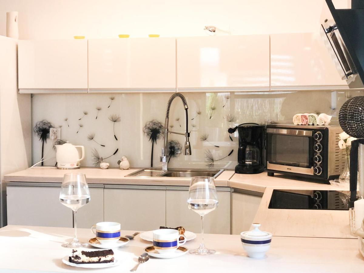 Apartament Mniszek Kołobrzeg Exterior foto